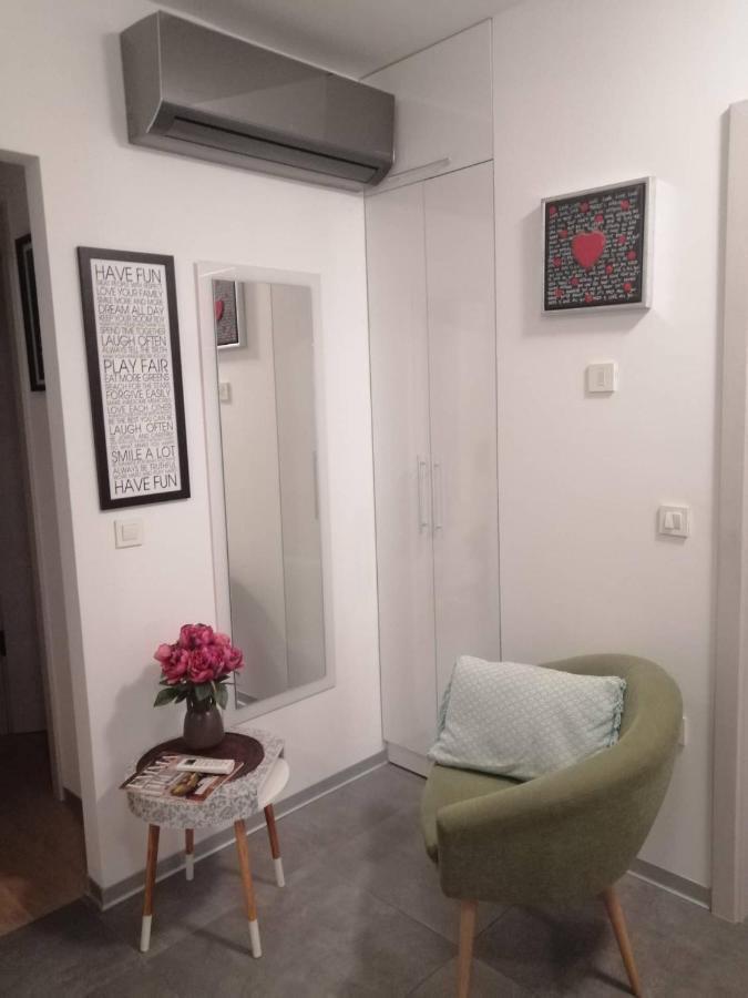 Apartman Natali*** Apartamento Varaždin Exterior foto