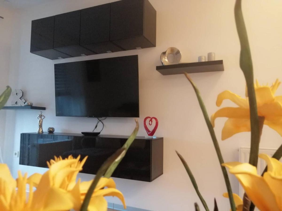 Apartman Natali*** Apartamento Varaždin Exterior foto