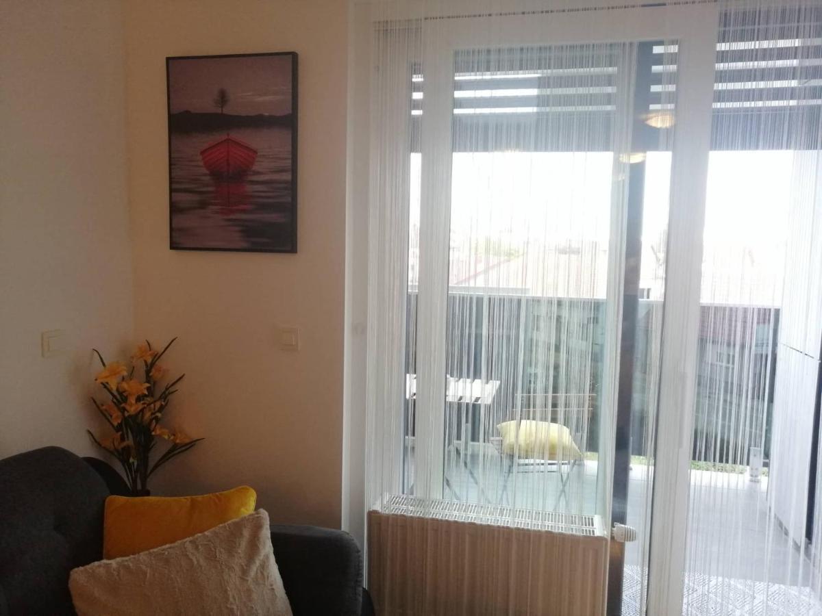Apartman Natali*** Apartamento Varaždin Exterior foto