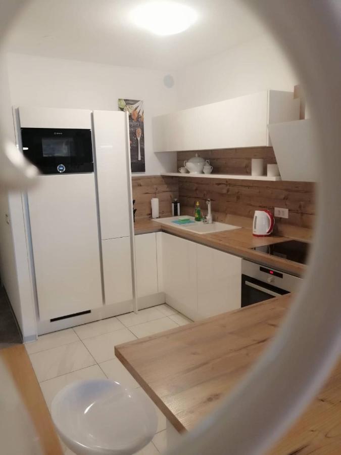 Apartman Natali*** Apartamento Varaždin Exterior foto